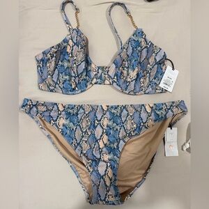 BNWT Shade and Shore Bikini Set 38DD/XL
